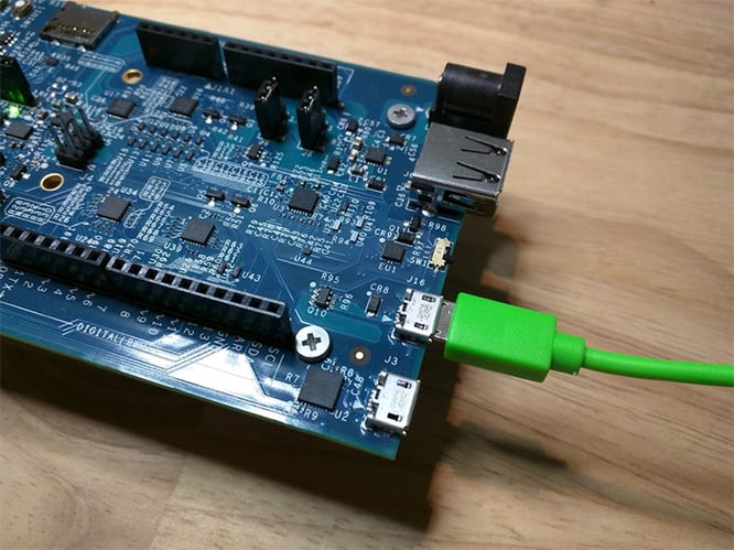Intel Edison Arduino Kit with two USB Ports with the flashing plugged into the J16 port.