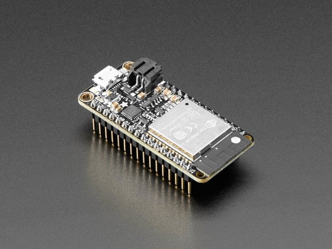 Adafruit Huzzah32 with headers