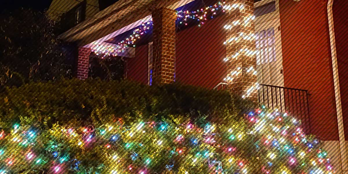How To Use a Light Sensor To Control Your Holiday Lights